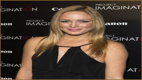 Caity Lotz Height, Weight, Age, Boyfriend, Family, Facts, Biography