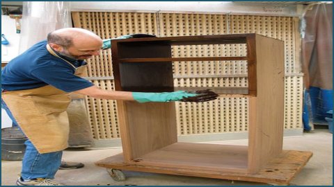 How do you use Wipe on stain?