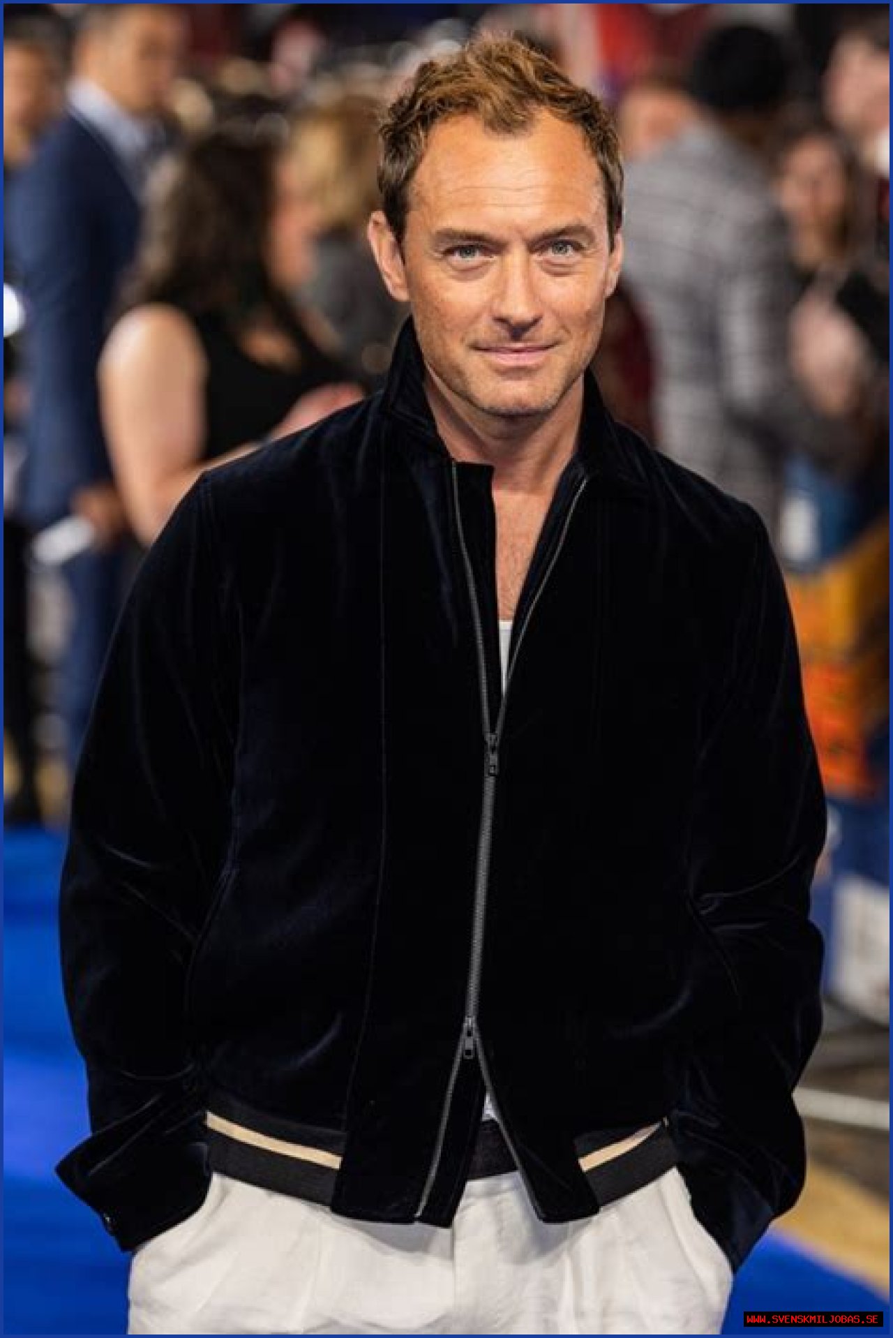 Jude Law — See Photos Of The Handsome British Star – Hollywood Life