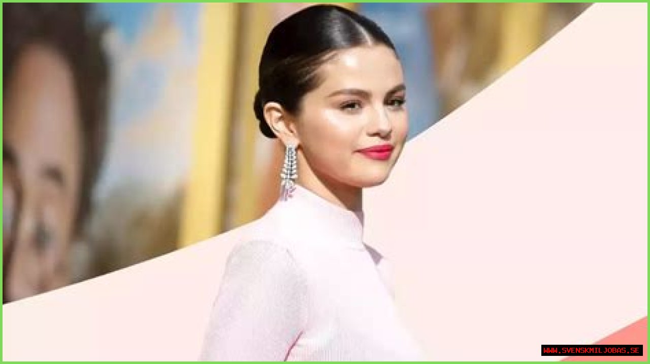 Selena Gomez wore a sheer Versace gown and a wedding dress to celebrate 30