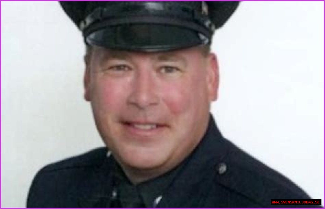Waltham Police Officer Paul Tracey Killed: Death & Obituary